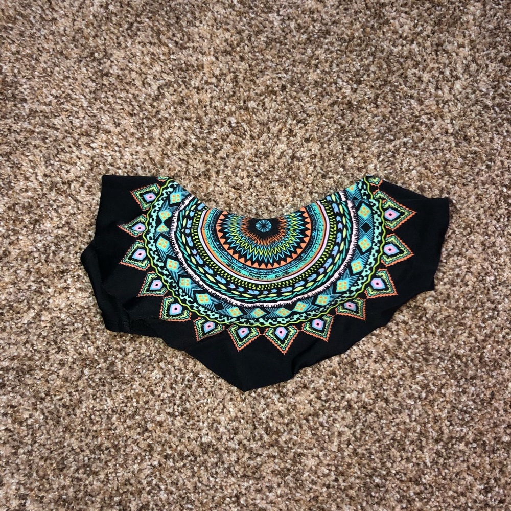 black strapless swimsuit top